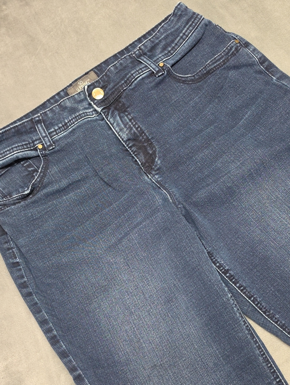 So Slimming Straight Leg Jeans size 1.5 (10) Chico